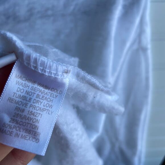 Tyra Banks ModelLand S White Yo Booty Standards Graphic Cutoff Cozy Knit Sweater - Picture 6 of 6